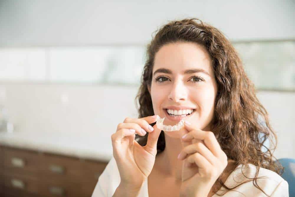 Affordable Invisalign treatment in Albania for teeth straightening.
